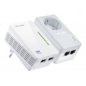 TP-Link TL-WPA4226KIT AV500 Powerline WiFi Kit - Sada napájecího adaptéru - HomePlug AV (HPAV) - 802.11b g n - zapojitelný do zdi