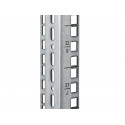 Triton vertikální lišta 15U čtvercový otvor 9,5x9,5mm