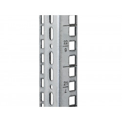Triton vertikální lišta 22U čtvercový otvor 9,5x9,5mm