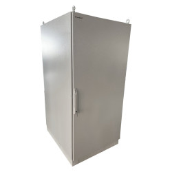 XtendLan Venkovní rozvaděč pro 19", 32U, š. 800, hl.1000mm, IP54, ventilace s termostatem, šedý, podstavec