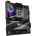 GIGABYTE X670E AORUS XTREME AMD X670 AM5 4x DDR5 DIMM 4x M.2 HDMI DP 2x USB-C WiFi EATX